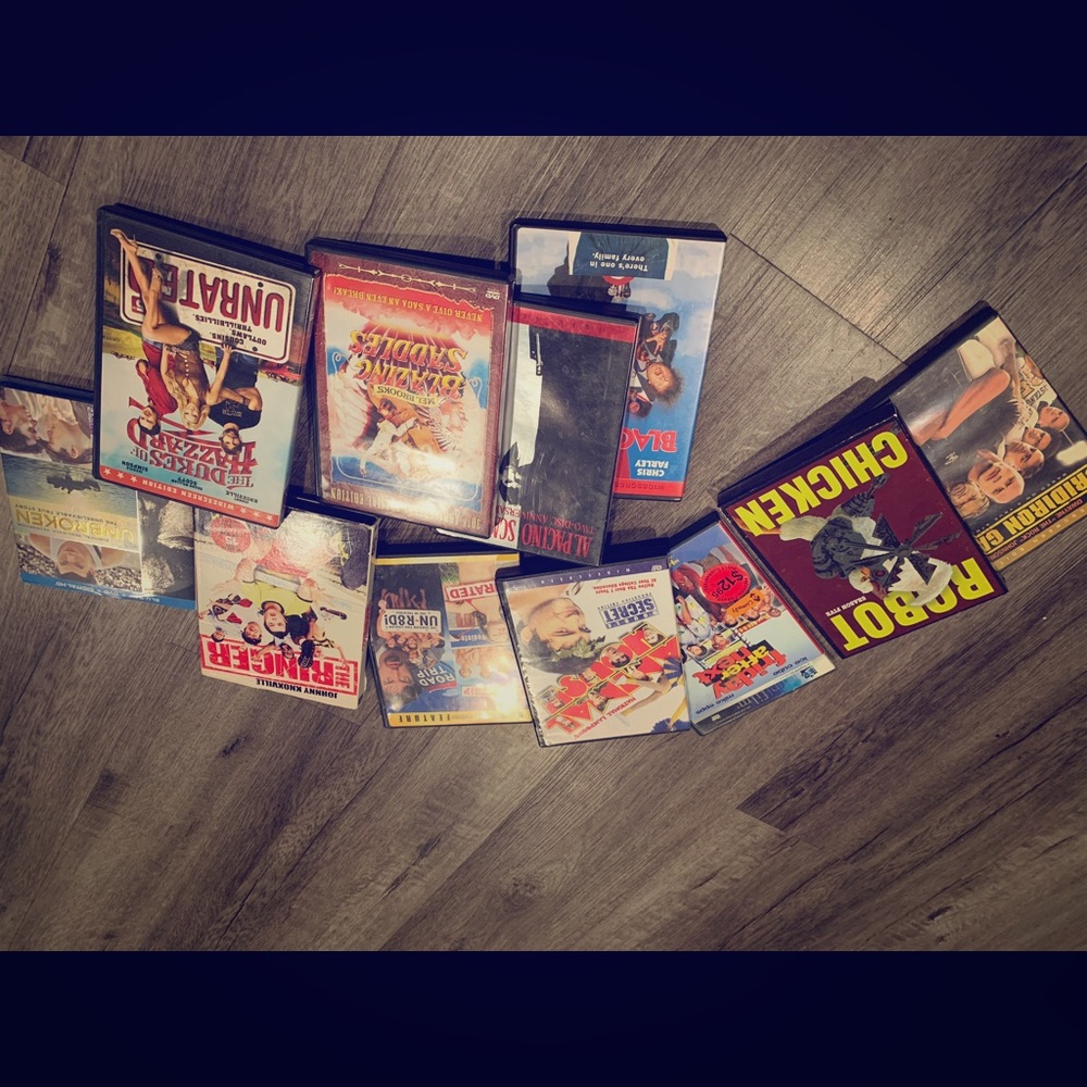 Dvds- 11 random